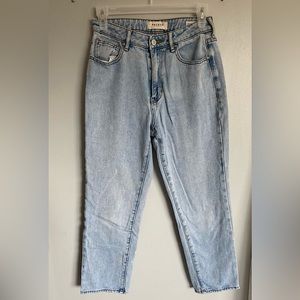Pacsun Mom Jeans- Women’s 26